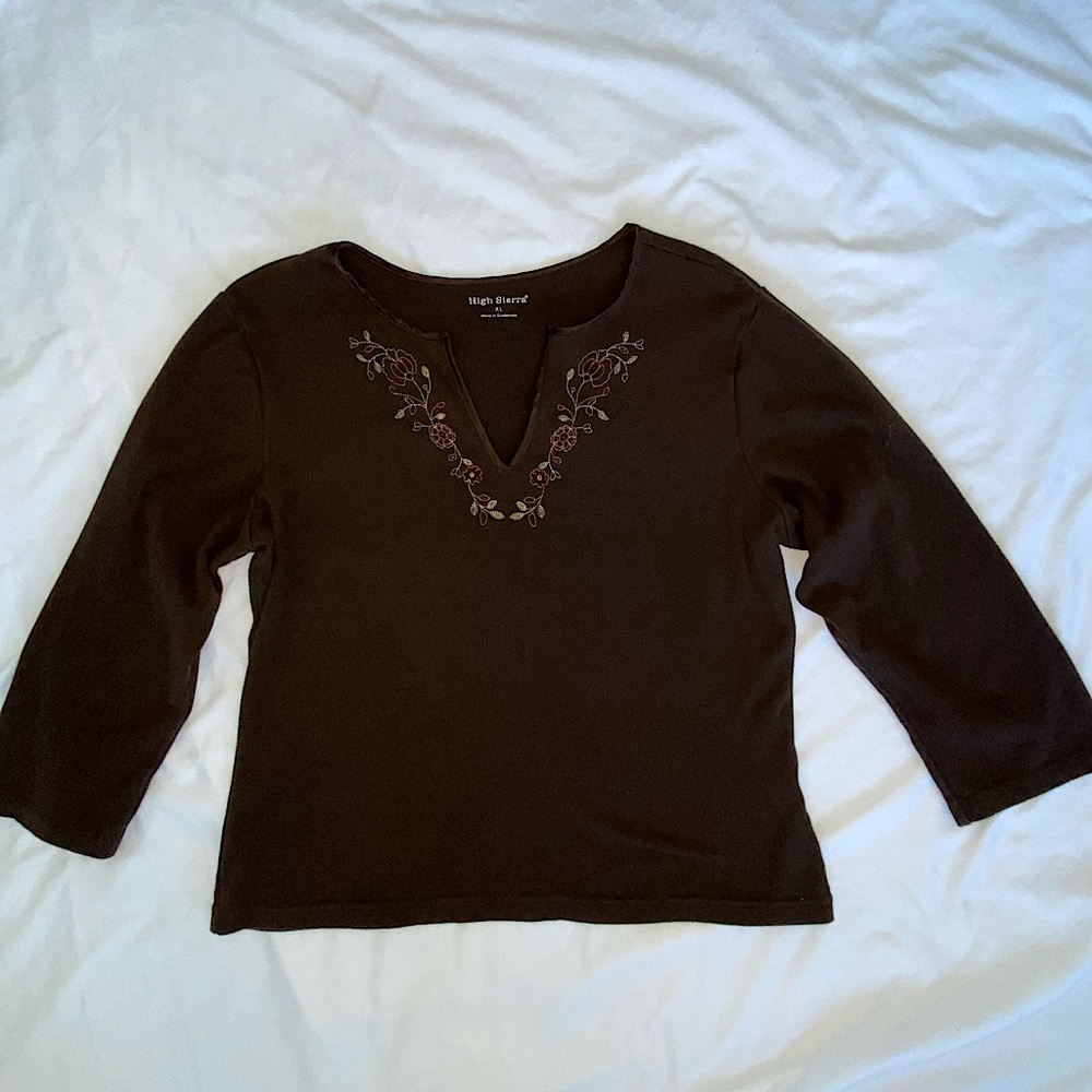 y2k quarter sleeve with floral detailing